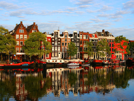 Pohled na Hotel Amsterdam 
