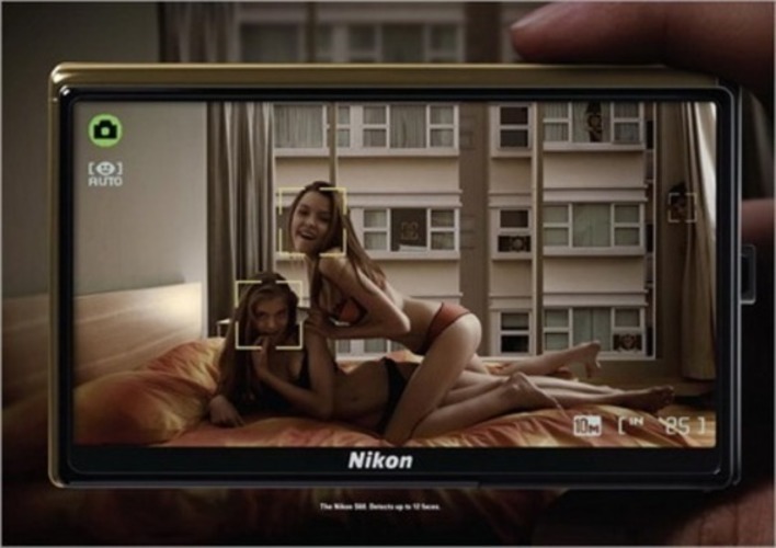 Reklama na Nikon od agentury Euro RSCG Singapore