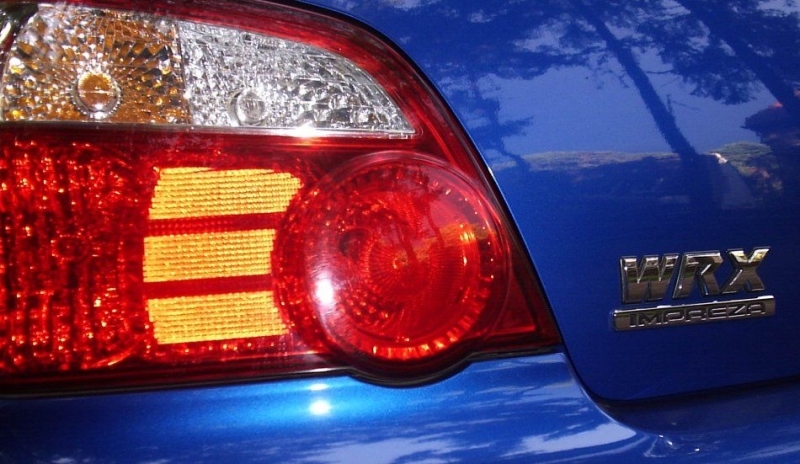 Zadní světlomety Subaru Impreza WRX STI.