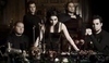 Snímek členů skupiny Evanescence silně emotivní, temná rocková hudba