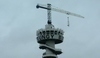 Fotografie věže, z které se skáče bungee jumping